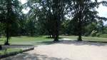 Berlin. Blick auf die gemähten Liegewiesen des Parks am Schloss Charlottenburg. Aufgenommen am 04.06.2020.