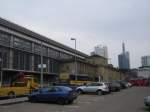 Frankfurt am Main Hbf und die Skyline am 22.01.10