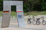 Mit ausgeliehenen E-Bikes, an der Movelo Station Ahlbeck, über die Deutsch-Polnische Grenze nach Swinemünde.