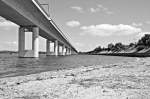 Teilstck der Rgenbrcke ber den Strelasund vom Dnholm zur Insel Rgen