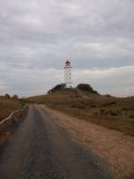 Schon von weiten ist er zusehen der Leuchtturm von Hiddensee.Immer wieder ein beliebtes Fotomotiv.