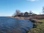 Direkt am Rügenschen Bodden liegt das Dörfchen Neukamp.Aufgenommen am 08.Februar 2015.