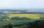 Blick von der Aussichtsplattform vom Mittelturm Jagdschloss Granitz aufs südliche Mönchgut (Rügen, Mai 2011)