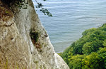 Die Wissower Klinken im Nationalpark Jasmund galten sie als Vorlage für ein 1818 vollendetes Gemälde: für die »Kreidefelsen auf Rügen« von Caspar David Friedrich. Bild vom Dia. Aufnahme: August 2001.