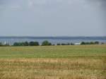 Nordwestmecklenburg, Blick von der Strae Zierow nach Wismar ber die Wismarbucht zur Insel Poel 09.08.2009