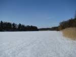 Grevesmhlen; zugefrohrener und verschneiter Ploggensee, 16.02.2010