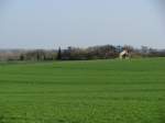 NWM; Bahnwrterhaus an der Bahnstrecke Bad Kleinen - Lbeck (KBS 175), westlich von Brzow,  07.04.2010