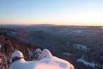 Das Harzer Odertal vor Sonnenuntergang; Blick am 21.01.2016 von den Hahnenkleeklippen Richtung Süden...