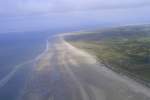 Der Weststrand der Nordseeinsel Borkum aus der Luft (10.08.07)