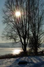 Stimmungsvolles Winterbild des Kemnader Sees mit Blick in Richtung Witten-Herbede