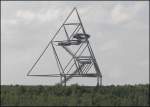 Auf einer ehemaligen Halde des Bergwerks Prosper in Bottrop steht eine ungewhnlichste Pyramide, der Tetraeder.