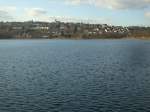 Blick ueber den Sorpesee auf Sundern-Langscheid im Sauerland. (Aufgenommen am 05.03.2008)