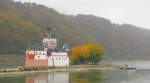 Die Burg Pfalzgrafenstein im Rhein bei Kaub; 01.11.2011