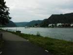Blick ins Rheintal vom Ufer in St.Goar aus.
