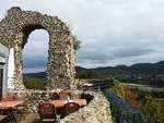 BURGRUINE ROLANDSBOGEN HOCH ÜBER DEM RHEIN  Hoch über dem Rhein bei Rolandseck hat man vom Rest der Burg Rolandseck einen der  schönsten Ausblicke auf den Rhein....am27.8.2018