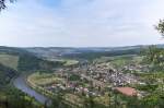 Vom Ehrenfriedhof und von der Klause in Kastel-Staadt hat man einen tollen Blick ins Tal der Saar.