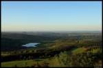 Blick vom Geisingturm auf die Splkippe Bielatal. Am Horizont befindet sich die Stadt Dresden. (30.9.2011)