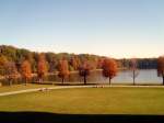 Schlopak Moritzburg mit angrenzendem See , am 20.10.2012