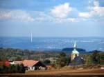 Blick ber Brnersdorf zum Fernsehturm nach Dresden-Wachwitz.
leider lt die Teletubbifirma es nicht mehr zu ihn Touristisch zu nutzen.