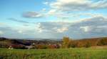 Panoramablick :blick ber die Huschen von Gieenstein auf
von links : Hochstein-Berggiehbel,dahinter der Cottaer Spitzberg-
Panoramahhe wo der Bismarkturm hervorlugt