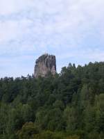 Blick auf einen Felsen in der sächsischen Schweiz.(24.7.2011)