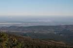 Blick am frhen Morgen des 15.10.2011 vom Gipfelrundweg des Brocken Richtung Norden.