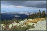 Blick vom Brocken auf Ilsenburg und das nördliche Harzvorland. (27.09.2015)