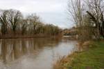 Derzeit führt die Saale Hochwasser, sodass die Warnstufe 2 bereits überschritten wurde.