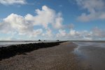 Hallig Nordstrandischmoor am 26.02.2016, Blick aus Nordosten zur Warft Halber Weg und Norderwarft.