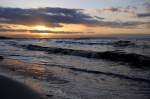 Sonnenuntergang am Strand von Heidkate im Frhjahr 2009.