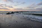 Sonnenuntergang am Strand von Heidkate im Frhjahr 2009.