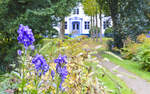 Herbst im Hochdorfer Garten in Tating auf der Halbinsel Eiderstedt (Nordfriesland).