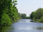 Der Alte Eiderkanl (Schleswig -Holsteinischer Kanal) östlich der Schleuse Kluvensiek.
am 28.05.2017 in Bovenau Ortsteil Kluvensiek