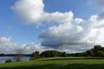 Hamburg am 28.9.2019: Wolken über dem Öjendorfer Park /