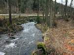 Blick von einer Brücke über die Bere.
Die Bere  ist ein etwa 19,5 km langer Zufluss der Zorge im Südharz in Thüringen und Sachsen-Anhalt.
Das Bild zeigt hier die Bere in Thüringen in Richtung Hasselfelde am 30. Januar 2016.
