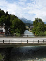 Unterwegs mit der Seilbahn auf den Kehlstein bei Berchtesgaden.