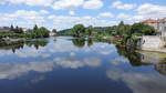 Zusammenfluss von Vienne und Goire bei Confolens, Dept.