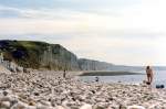 Der Strand von Étretat.