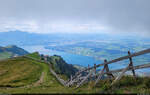 Rigi-Blick zum Vierwaldstättersee, der sich über mehrere Kantone erstreckt.