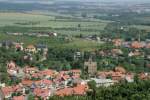 Nr.185 - Preuenturm. Auf einem Berg, oberhalb der Kurstadt Bad Suderode, wurde 1953 der Preuenturm errichtet. Von hier hat man einen phantastische Aussicht ber das nrdliche Vorharzgebiet. Auf dem Bild sieht man Bad Suderode und am oberen Bildrand die Weltkulturerbestadt Quedlinburg mit dem berhmten Dom.