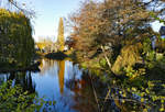 Wasserspiegelung im Spätherbst im Schillerpark Euskirchen - 22.11.2017