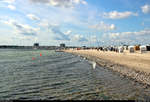 Strandblick an der Ostsee in Strande (Kreis Rendsburg-Eckernförde) Richtung Yachthafen.