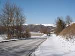 Kaiserstuhl-Winterbilder, Blick vom Vogelsangpass zur Kirche in Altvogtsburg,
Feb.2005