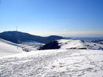 Kaiserstuhl, Blick vom Badberg zum Fernsehturm auf dem Totenkopf, mit 557m hchste Erhebung im Kaiserstuhl, Feb.2005