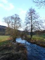 Die Clerve schlngelt sich durch das Tal zwischen Mecher/CLervaux und Drauffelt (Luxemburg).