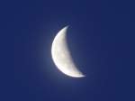 25 Minuten spter ist der Morgenhimmel breits blau um die Mondsichel herum; 30.11.2010  