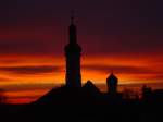 Sonnenuntergang mit Kirche Mintraching  2010