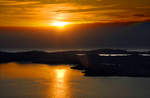 Der Scherengarten beim Sonnenuntergang über Kattegat vor Fjällbacka vom Vetteberget aus gesehen.