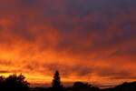 Am Abend des 03.10.2021 war bei uns über Wiltz dieser brennende Himmel währned des Sonnenuntergangs zu sehen.