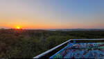 Sonnenuntergang über der Dölauer Heide in Halle (Saale), beobachtet auf dem Kolkturm.